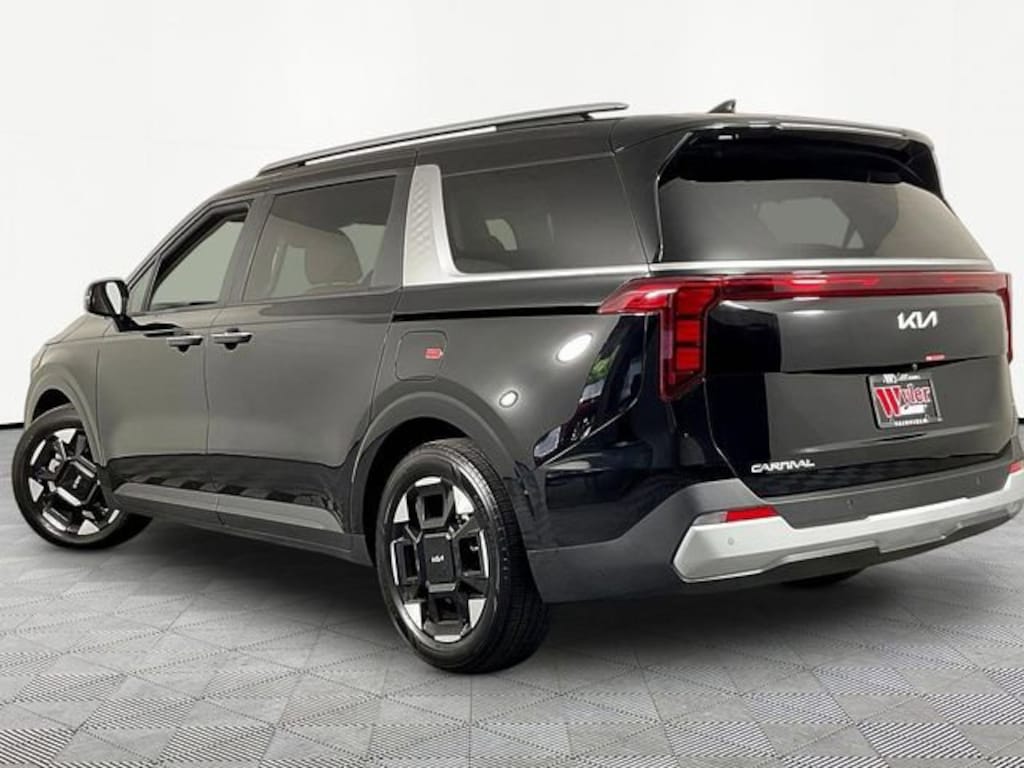 Used 2026 Kia Carnival