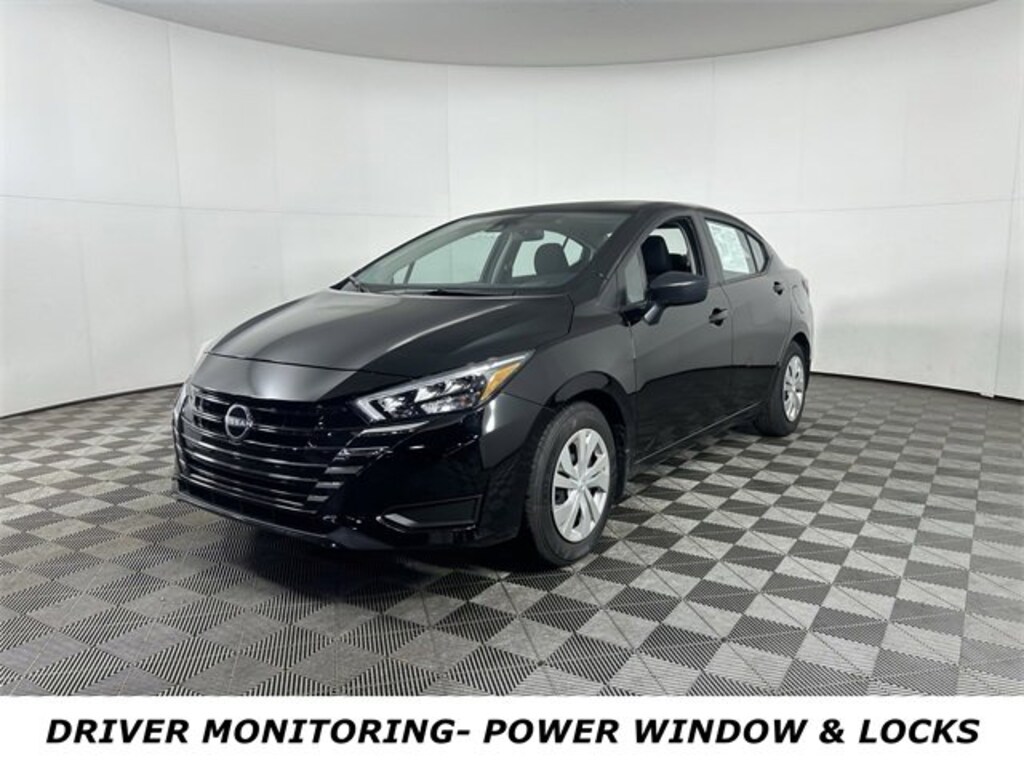 Used 2025 Nissan Versa