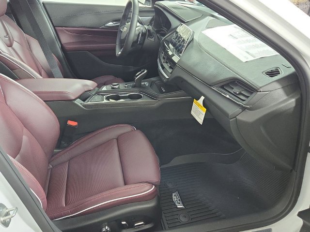 2026 Cadillac CT4 V-Series - Photo 22