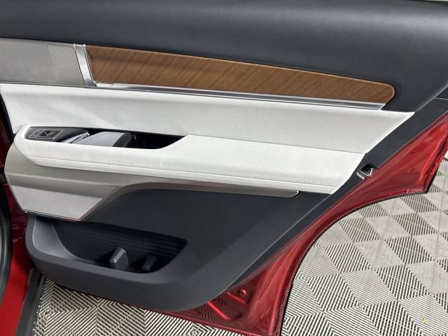 2026 Cadillac VISTIQ Sport - Photo 45