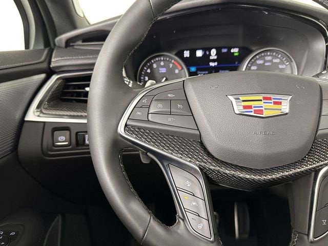 2025 Cadillac XT5 Sport - Photo 14
