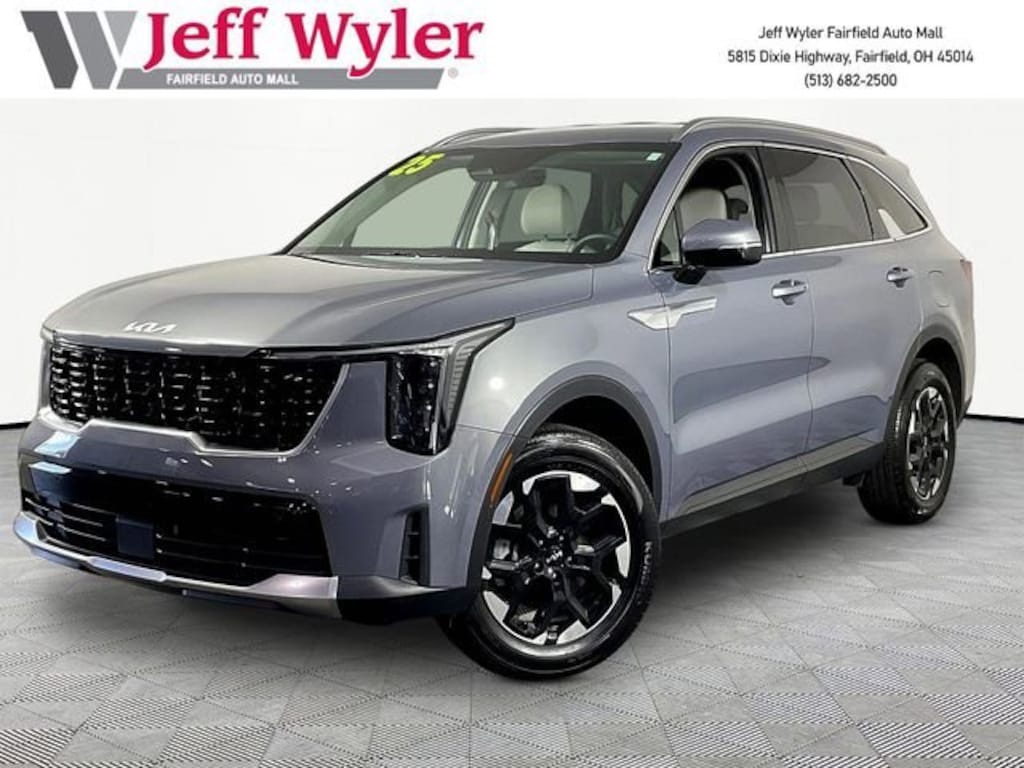 Used 2025 Kia Sorento