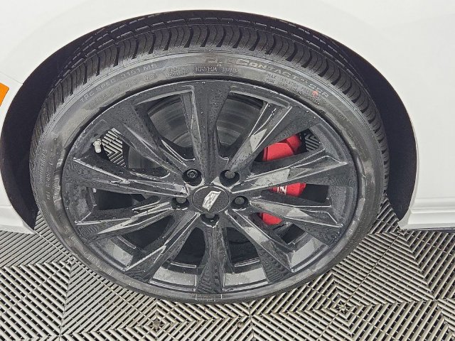 2026 Cadillac CT4 V-Series - Photo 35