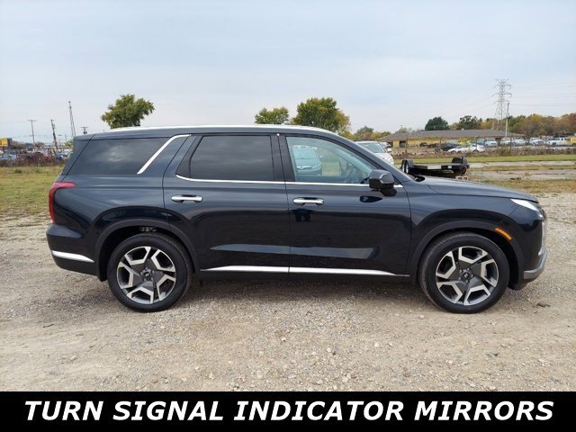 2024 Hyundai Palisade Limited photo 2