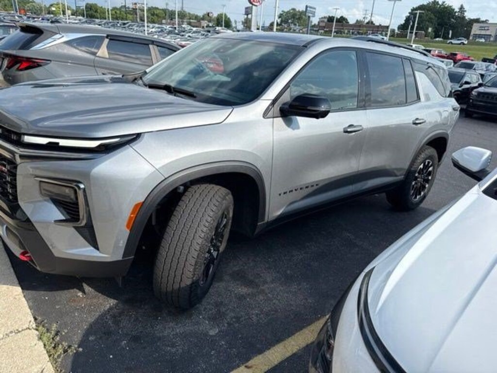 Used 2024 Chevrolet Traverse 4dr Z71 SUV