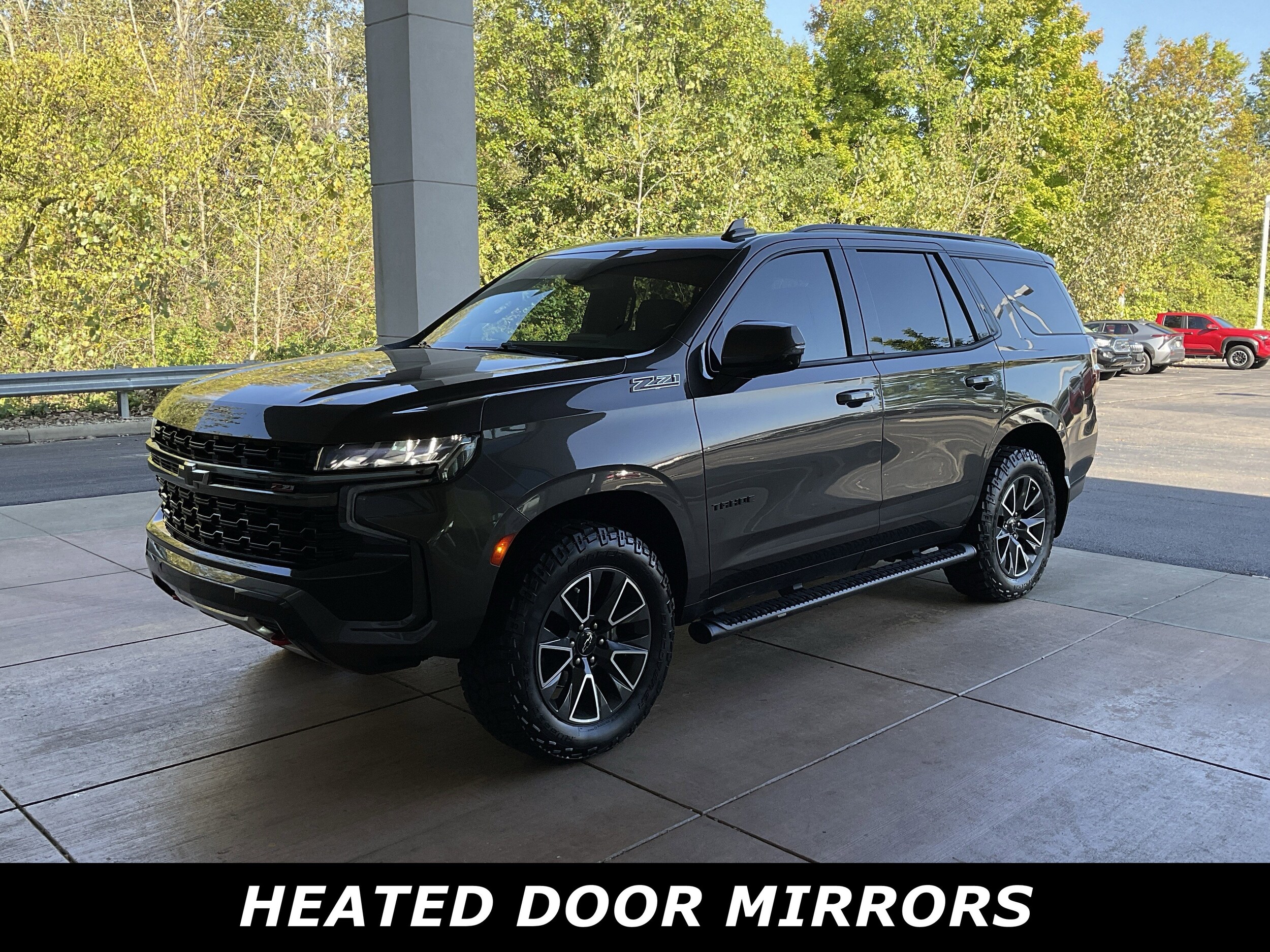 2021 Chevrolet Tahoe Z71 photo 2
