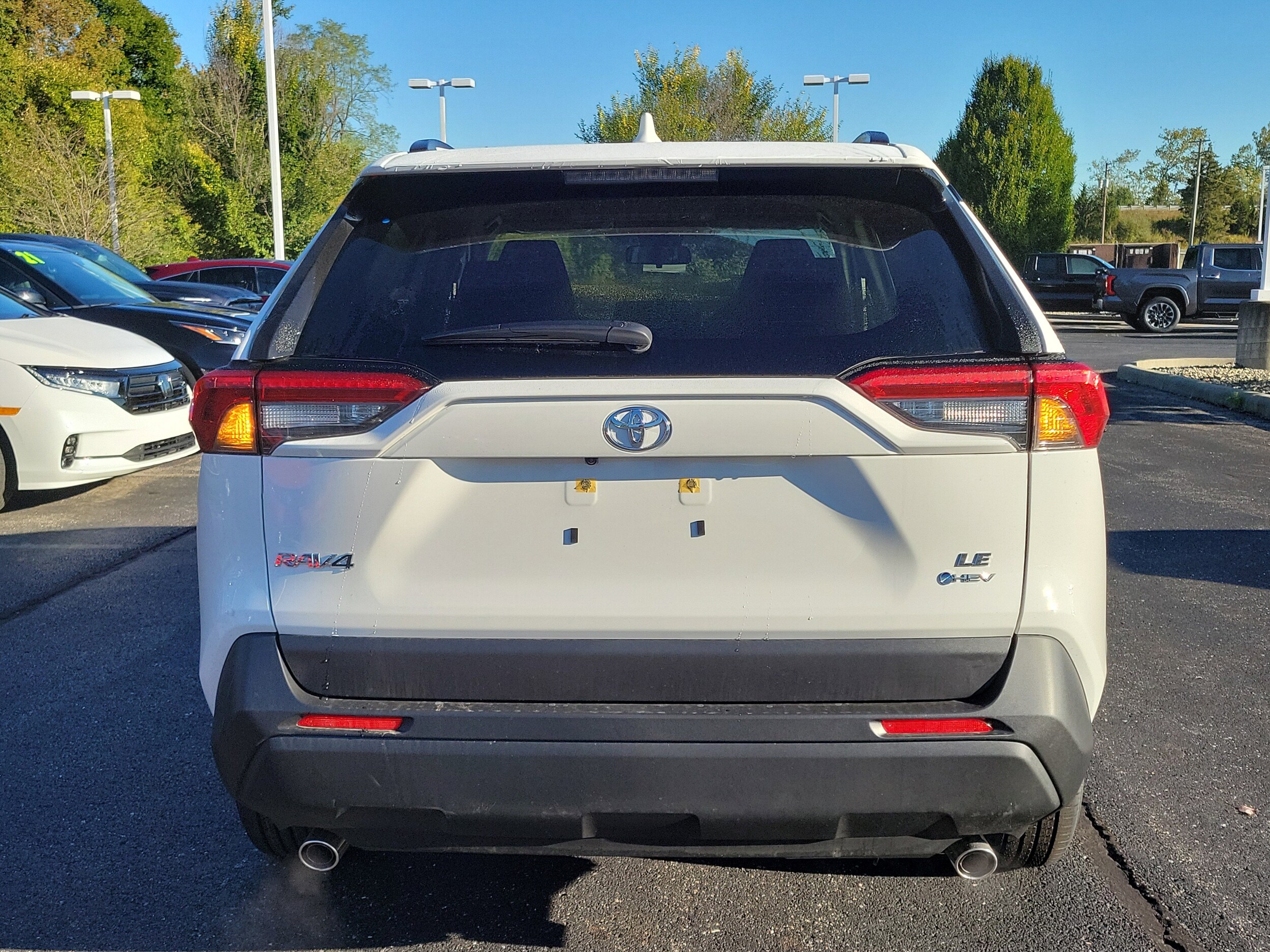 2025 Toyota RAV4 Hybrid LE photo 2