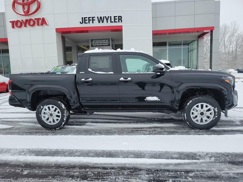 New 2025 Toyota Tacoma SR5 Truck Double Cab