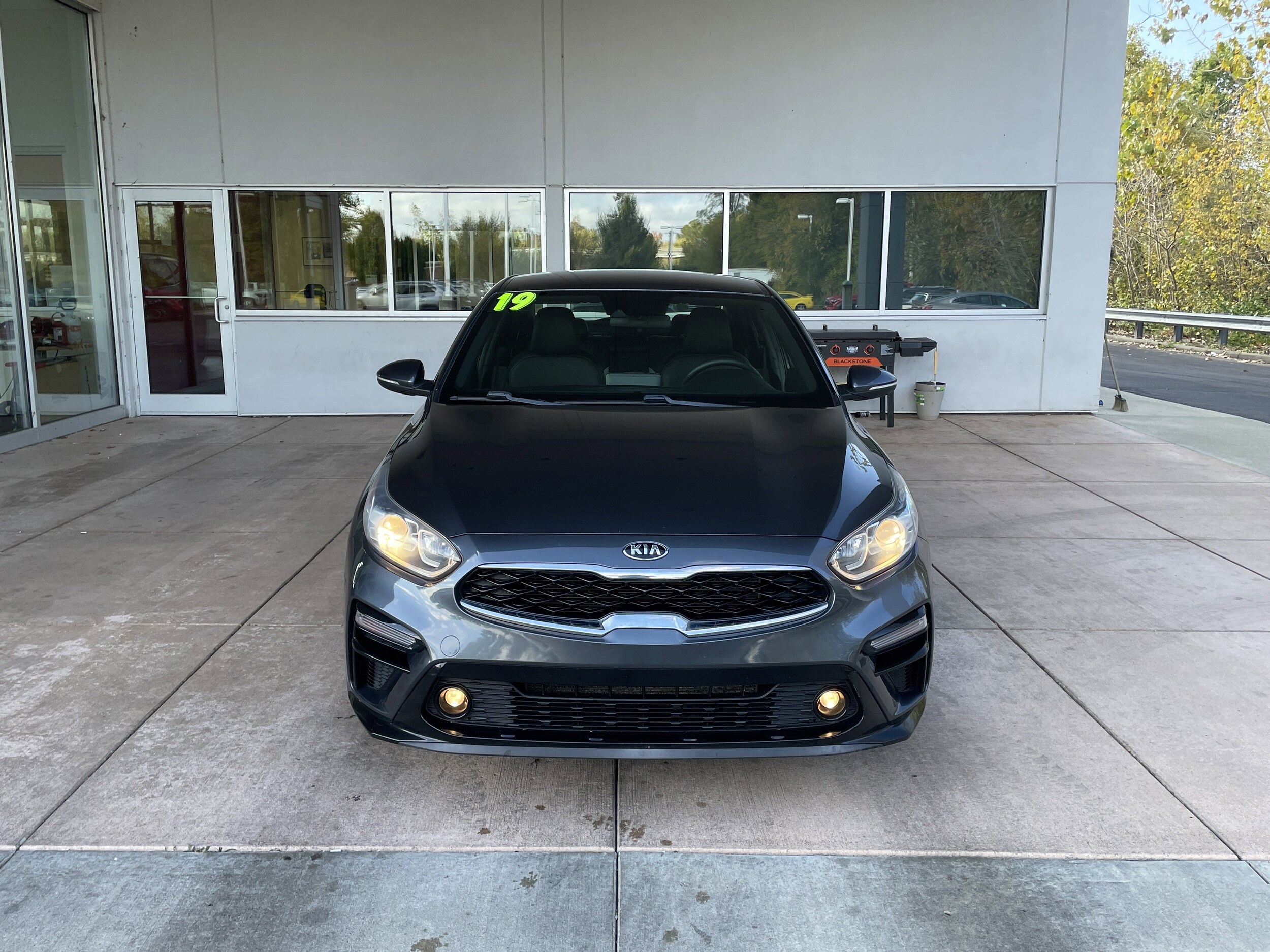 2019 Kia Forte EX photo 2