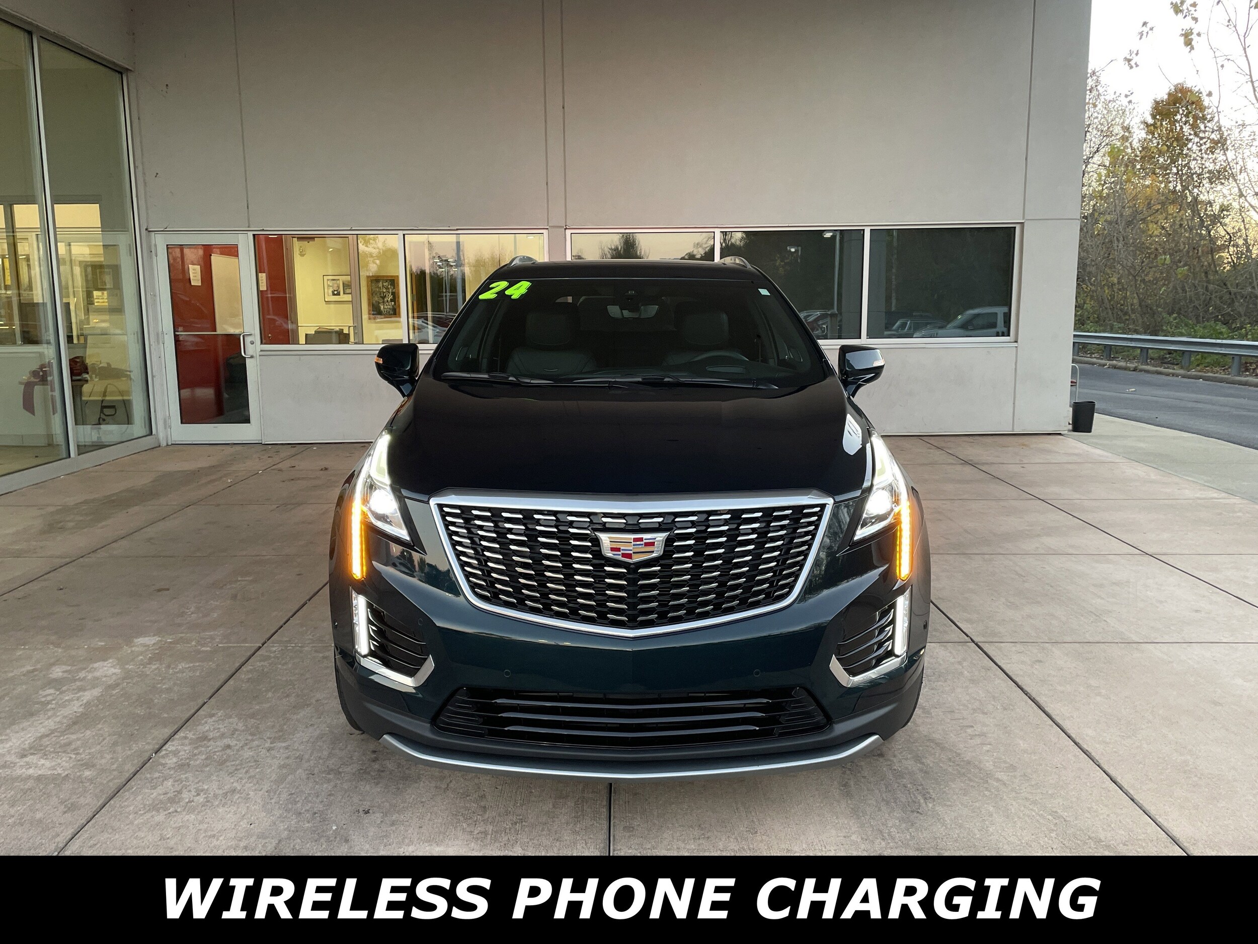 2024 Cadillac XT5 Premium Luxury photo 2