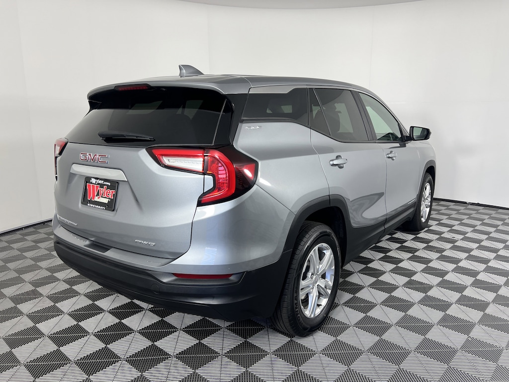 Used 2024 GMC Terrain AWD 4dr SLE SUV