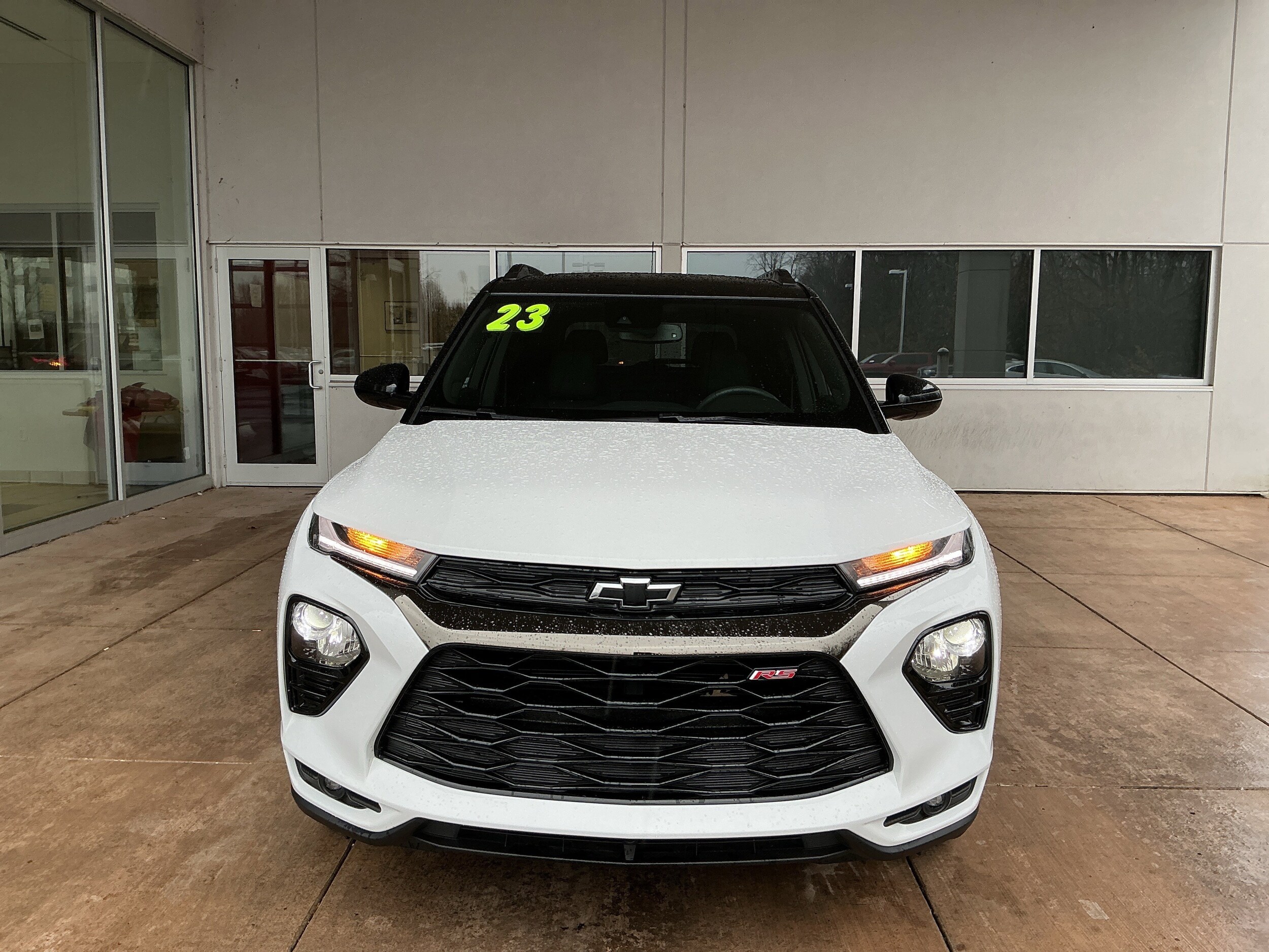 2023 Chevrolet Trailblazer RS photo 2