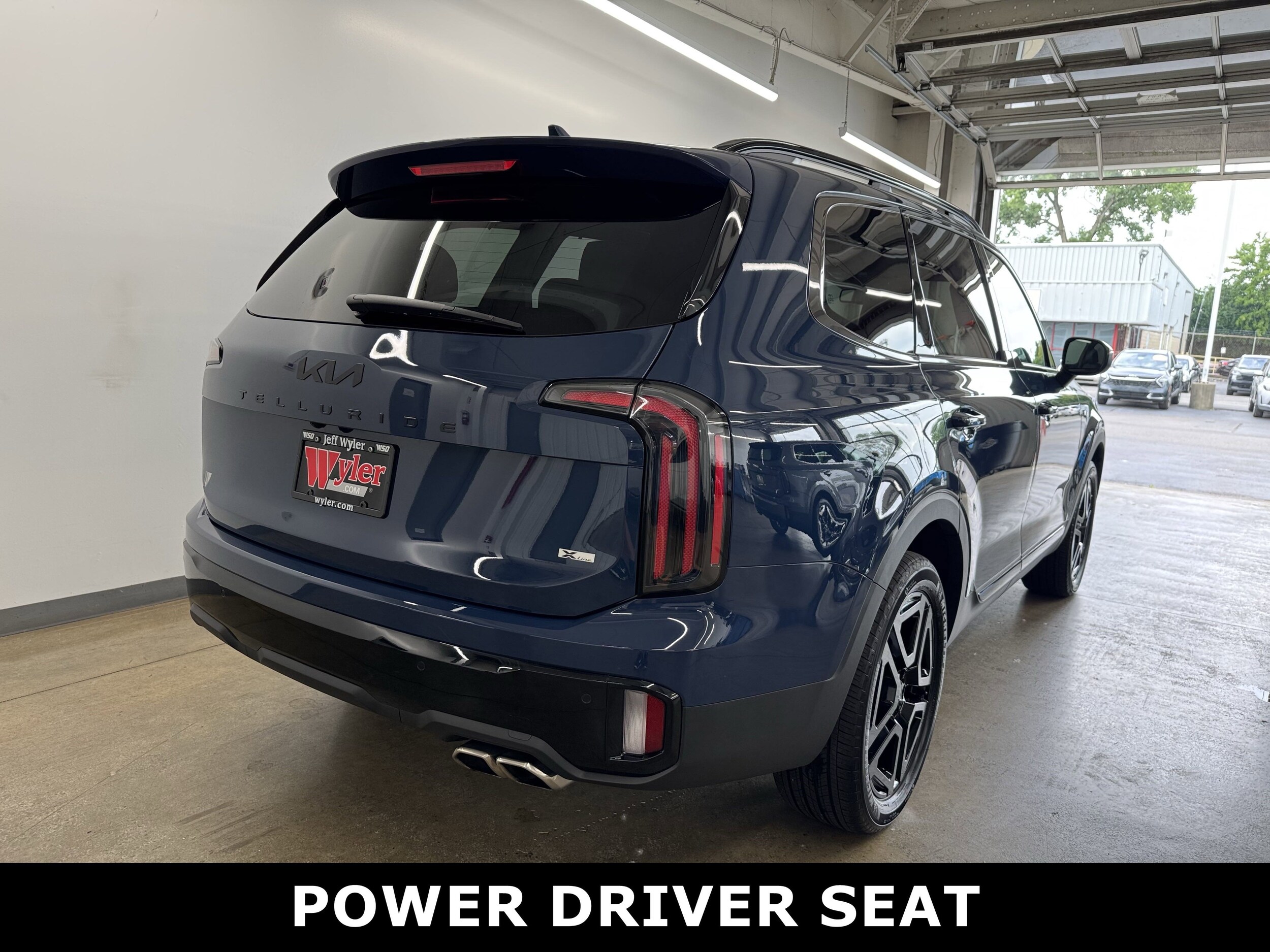 2025 Kia Telluride EX X-Line photo 3