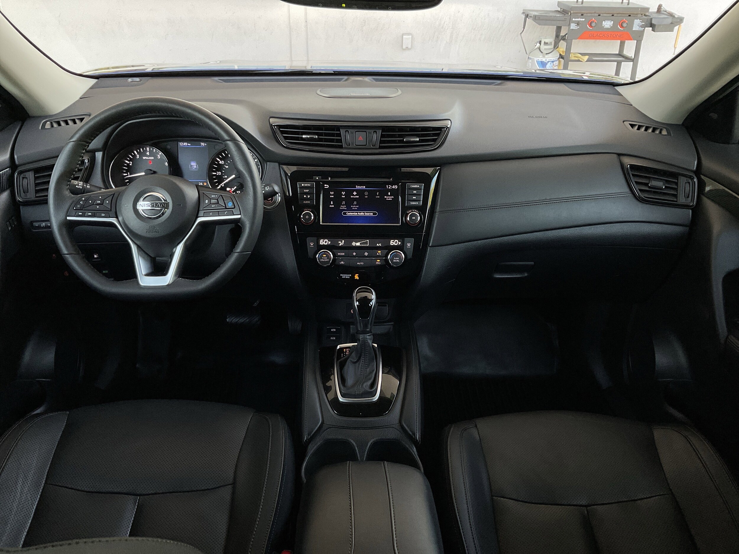 2020 Nissan Rogue SL photo 2