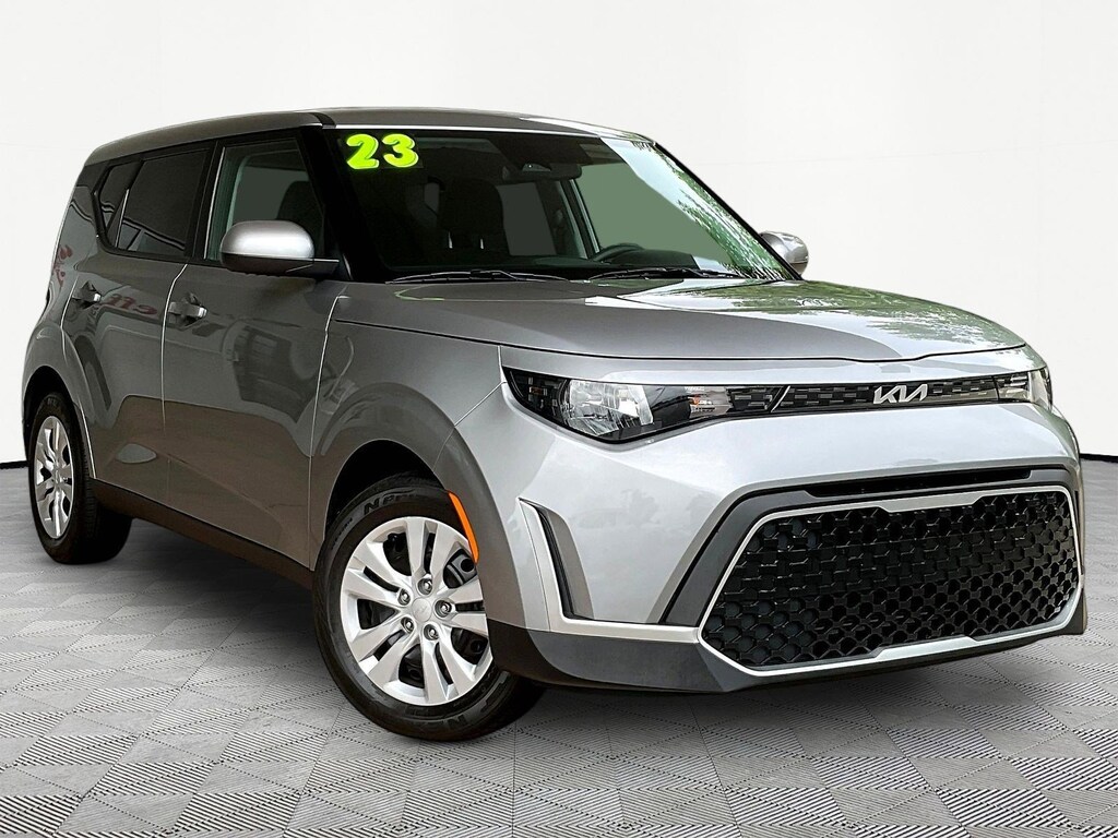 Used 2023 Kia Soul LX IVT Hatchback