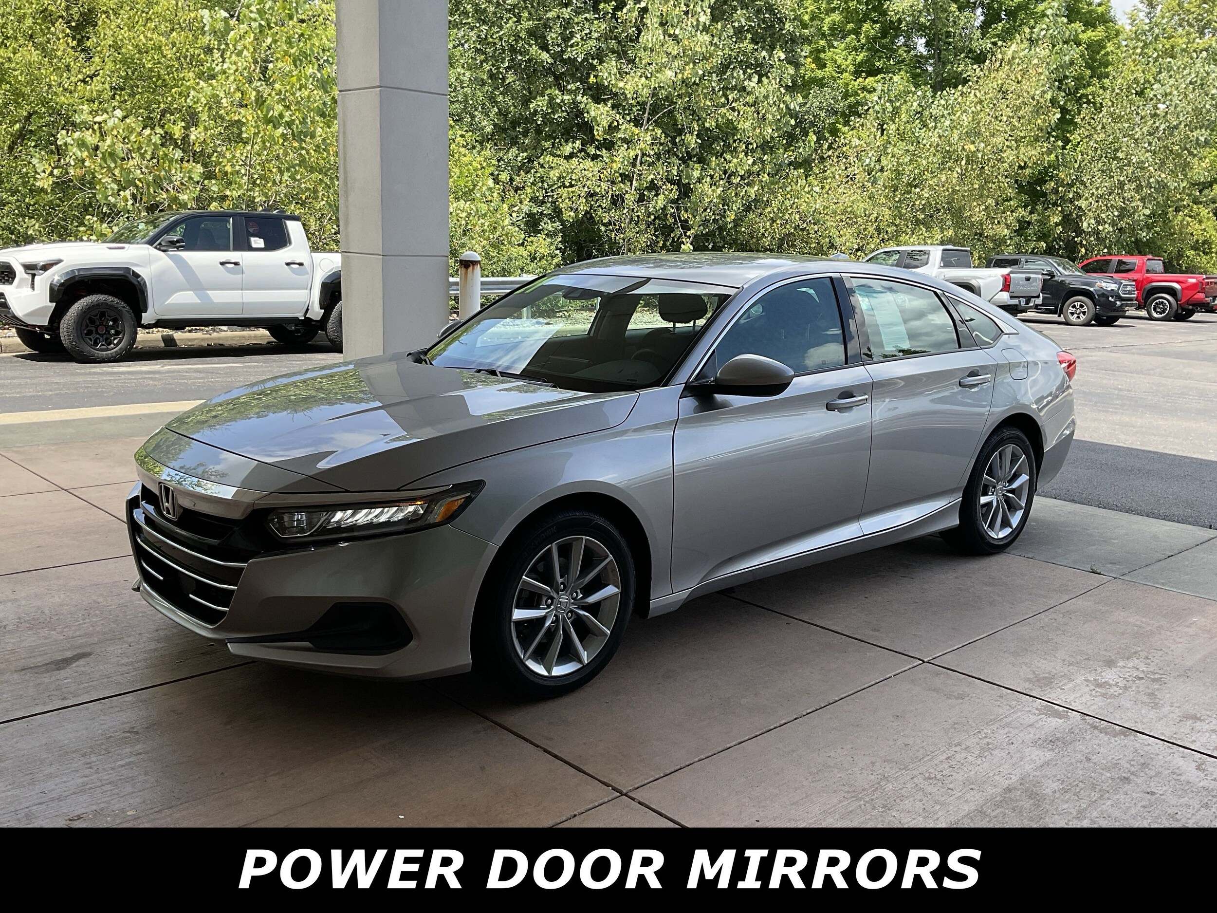 2021 Honda Accord LX 1.5T photo 3
