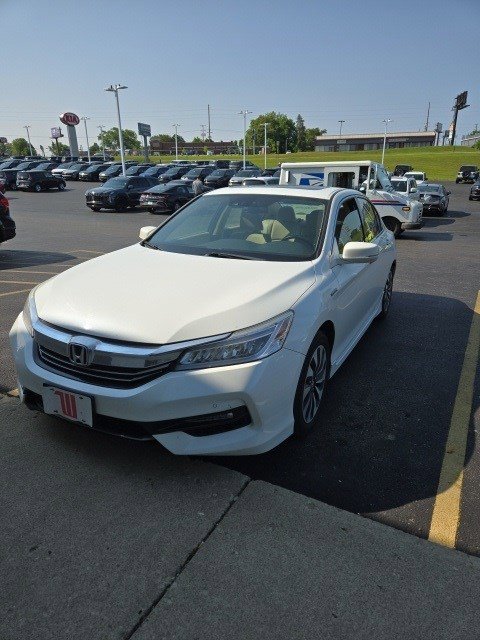 Used 2017 Honda Accord Hybrid Touring with VIN JHMCR6F74HC015717 for sale in Springfield, OH