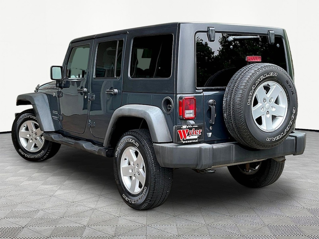 Used 2017 Jeep Wrangler Unlimited Sport 4x4 SUV