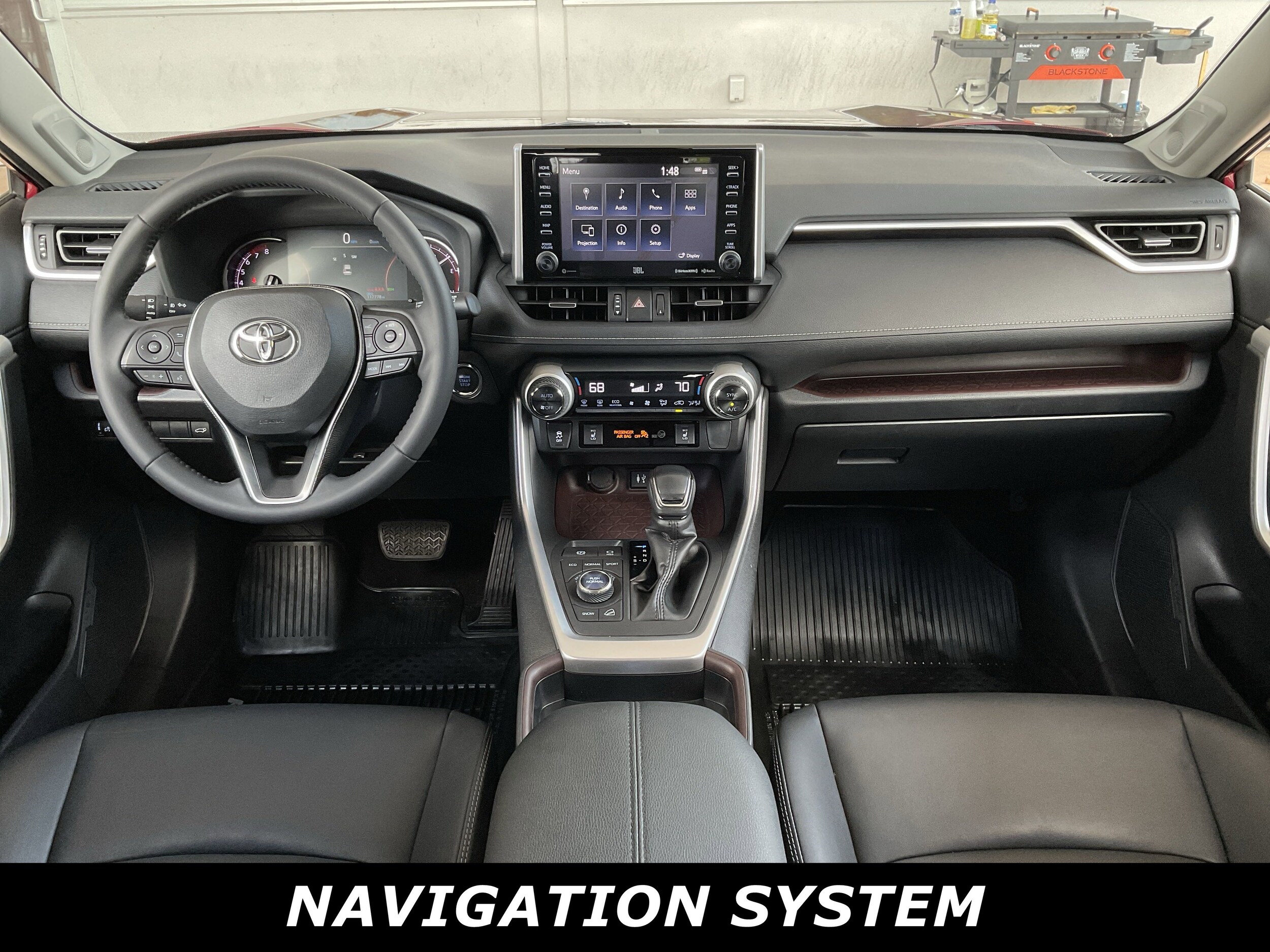 2019 Toyota RAV4 Limited photo 3