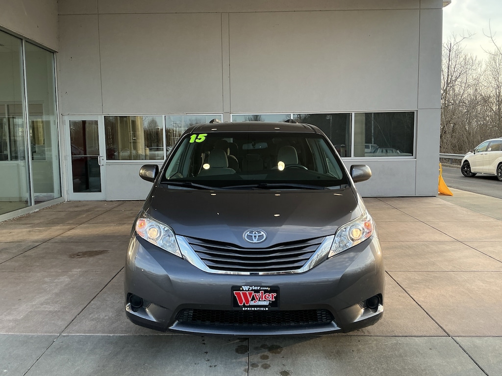 Used 2015 Toyota Sienna Van