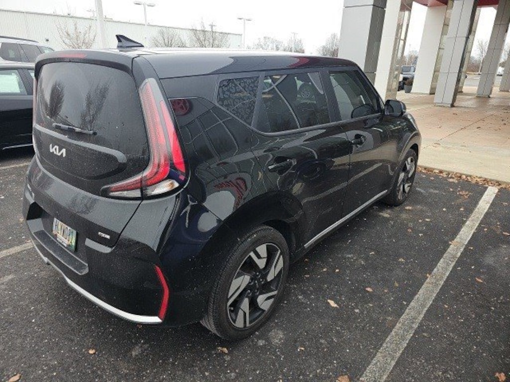 Used 2023 Kia Soul GT-Line IVT Hatchback