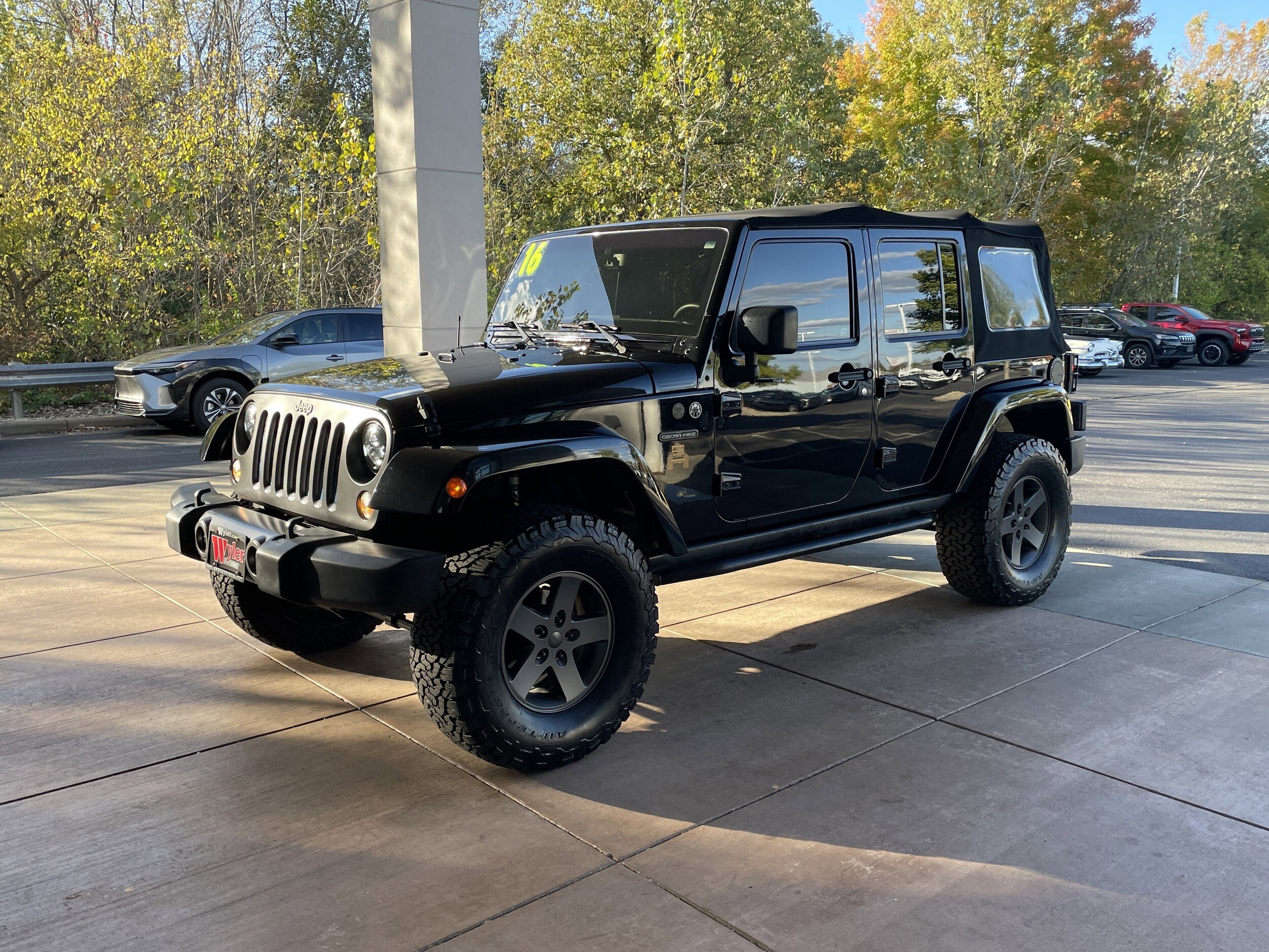 2016 Jeep Wrangler Unlimited Freedom photo 3