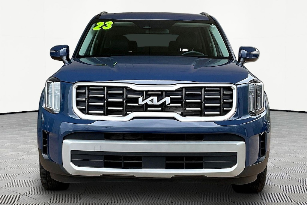 Used 2023 Kia Telluride S FWD SUV