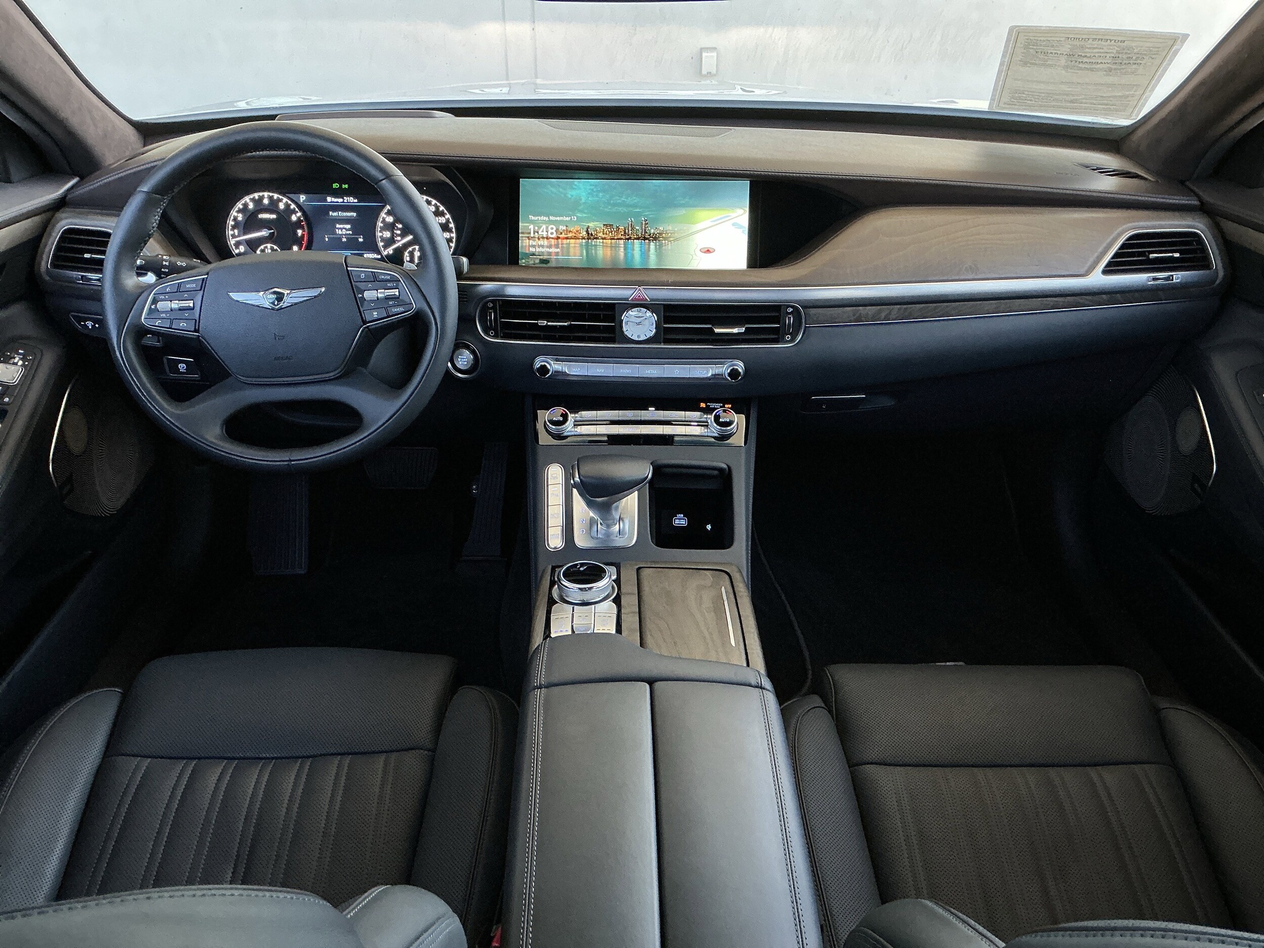 2021 Genesis G90 5.0L Ultimate AWD photo 2