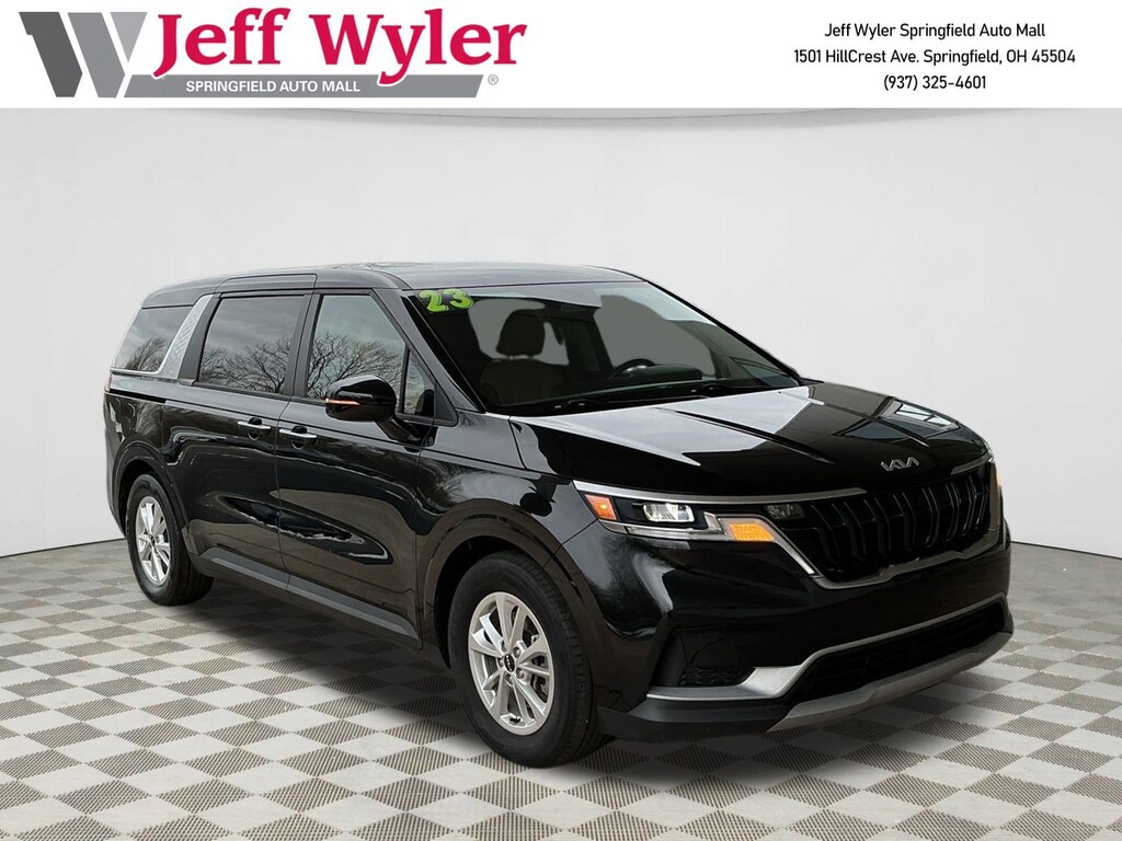 Used 2023 Kia Carnival LX FWD w/Seat Pkg MPV