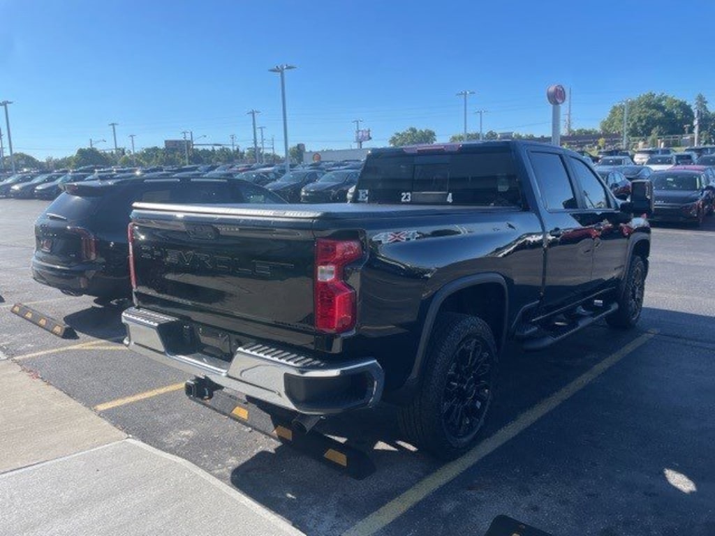 Used 2025 Chevrolet Silverado 2500HD 4WD Crew Cab 159 LT Truck Crew Cab