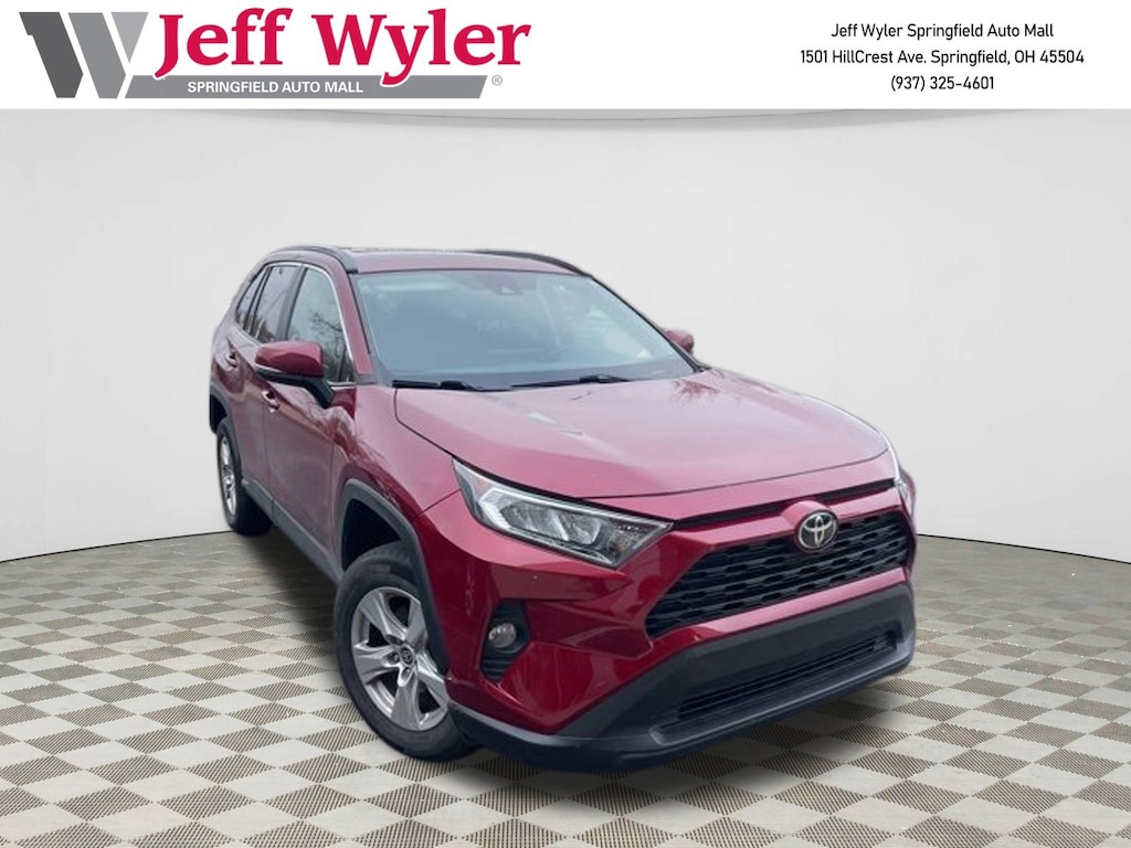Used 2021 Toyota RAV4 XLE AWD SUV