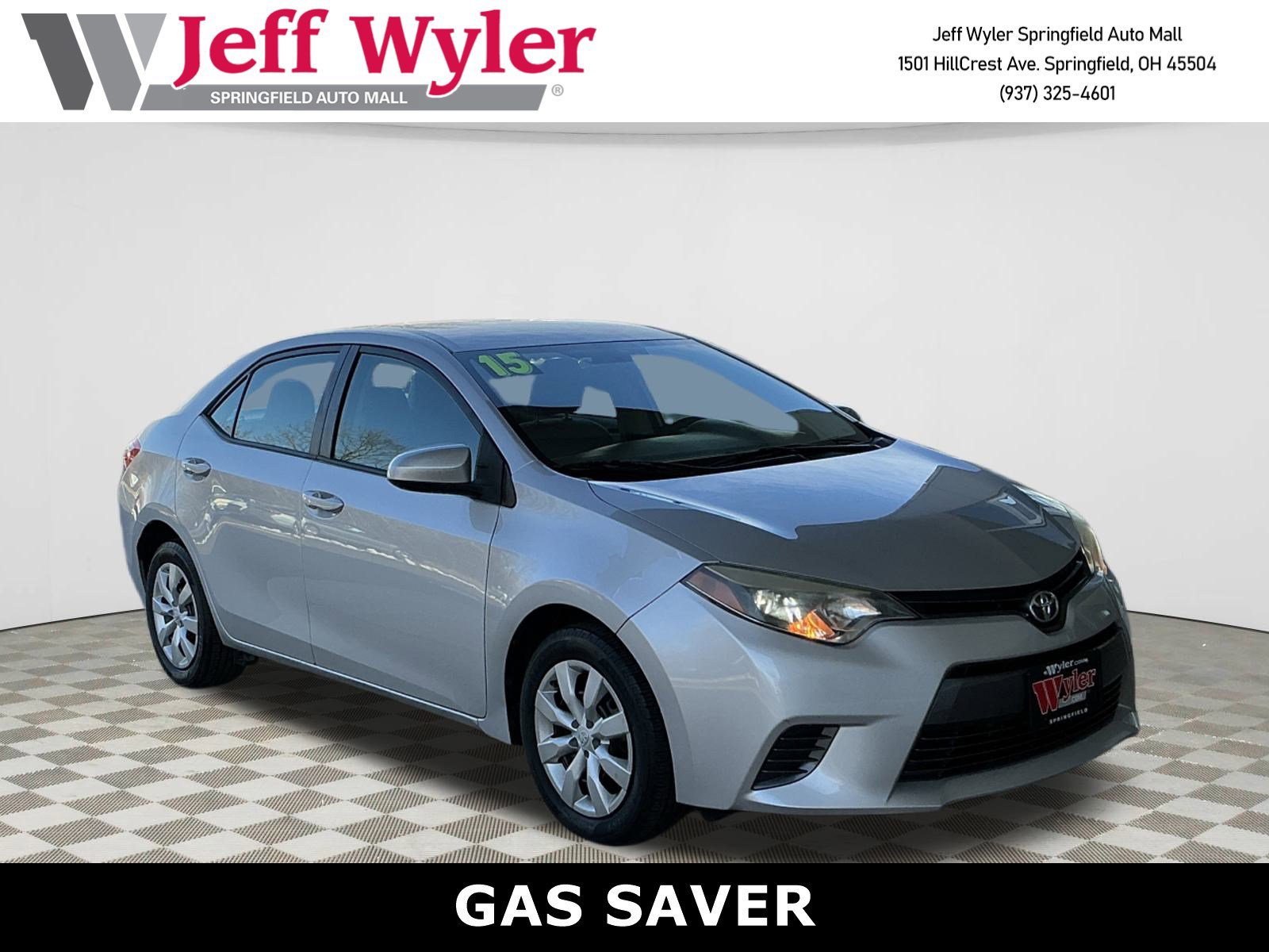 2015 Toyota Corolla LE's photo