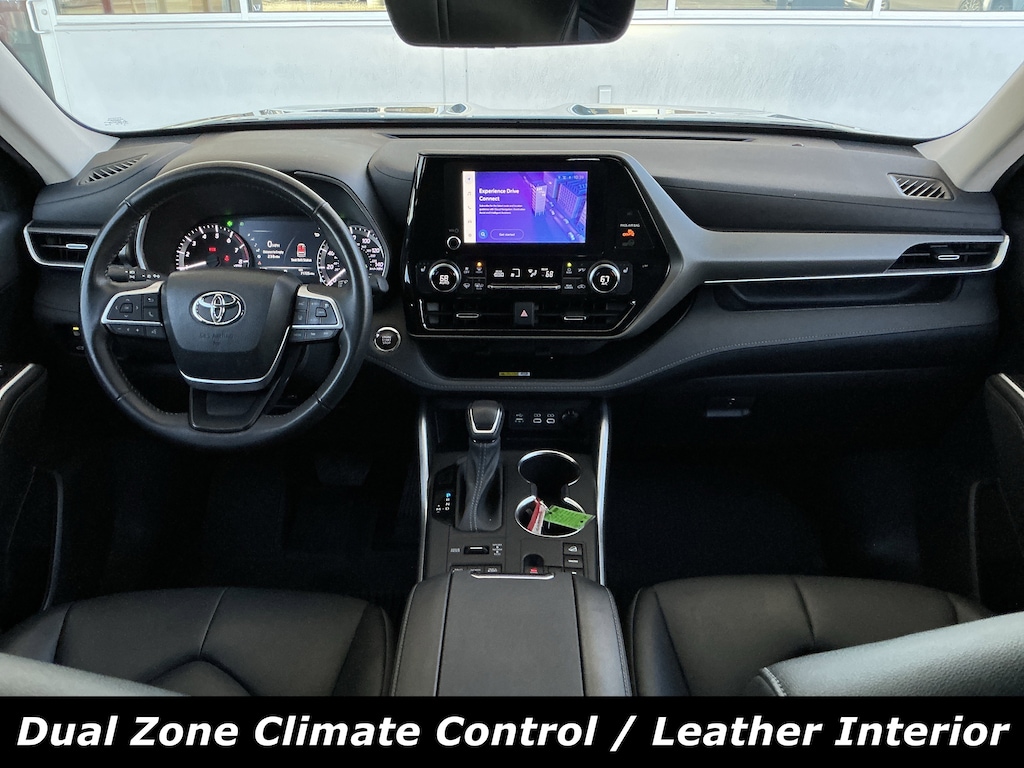 Used 2023 Toyota Highlander XLE AWD SUV