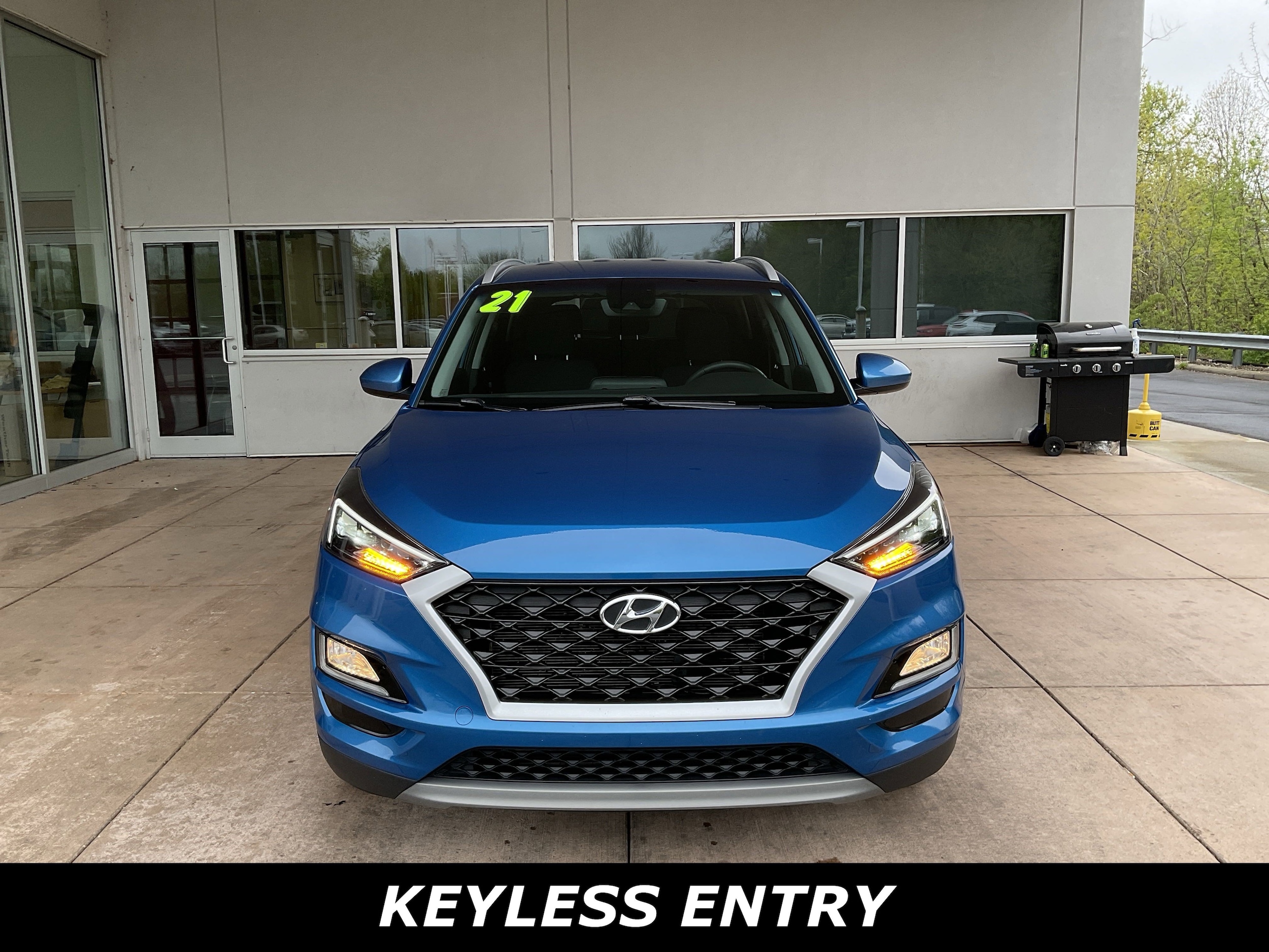 Used 2021 Hyundai Tucson Sport with VIN KM8J3CALXMU362949 for sale in Springfield, OH