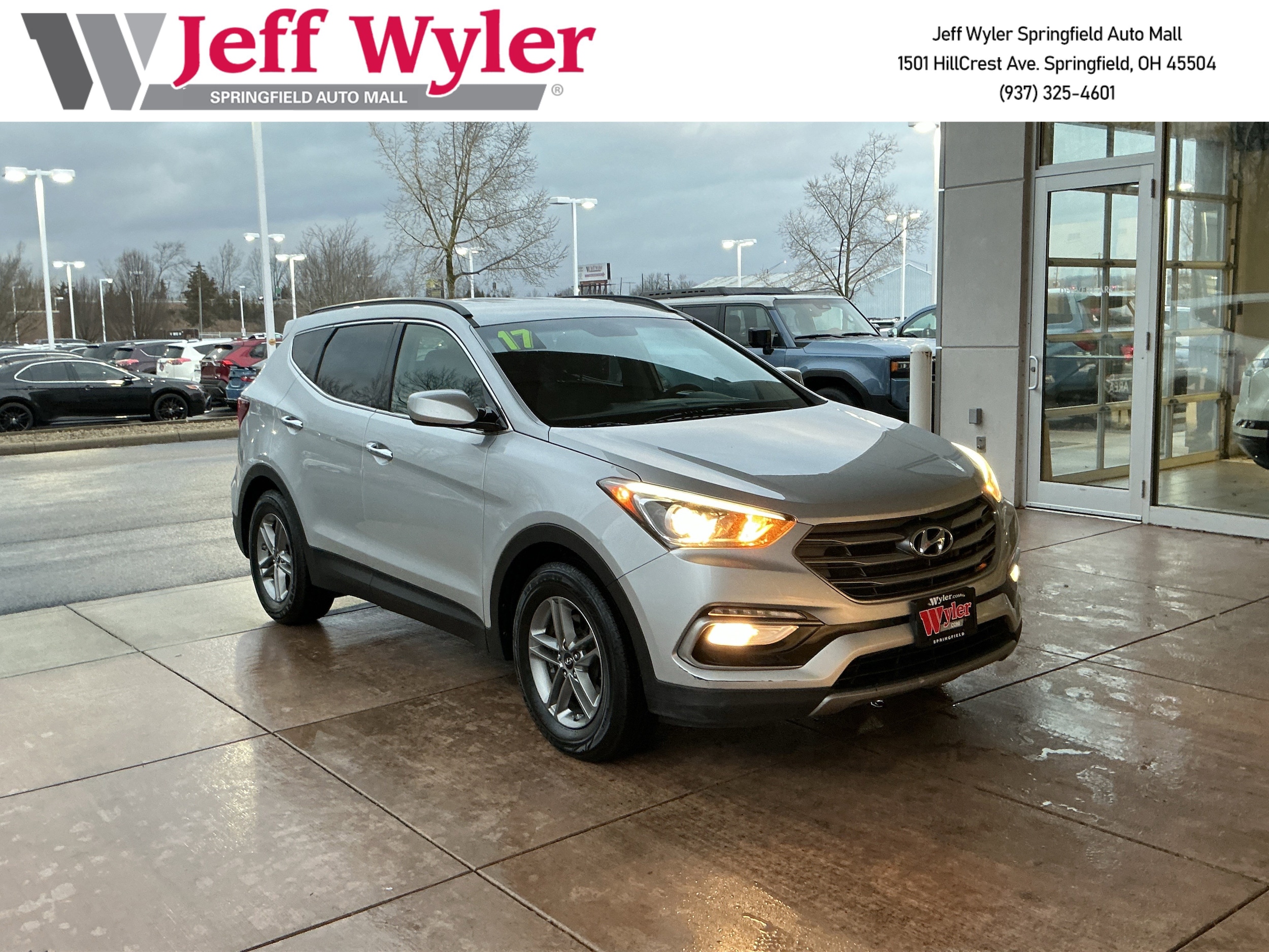 2017 Hyundai Santa Fe Sport's photo