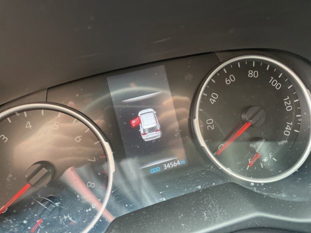 Used 2021 Toyota RAV4 XLE AWD SUV