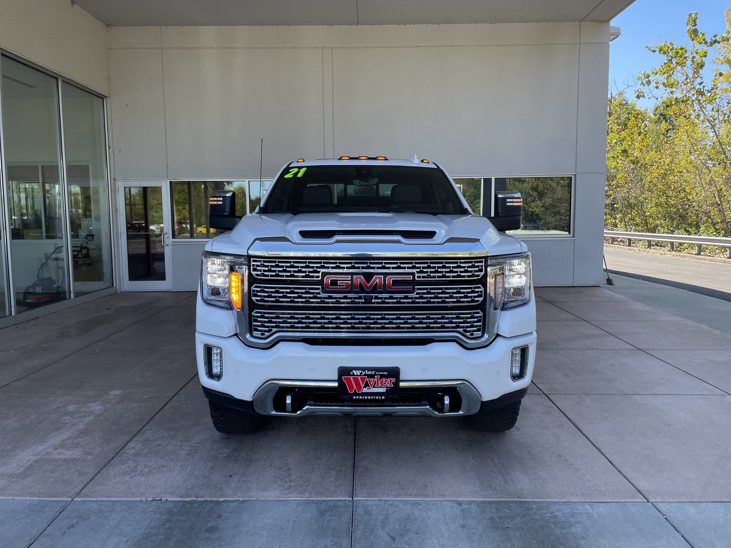 2021 Gmc Sierra 2500 HD Denali photo 2
