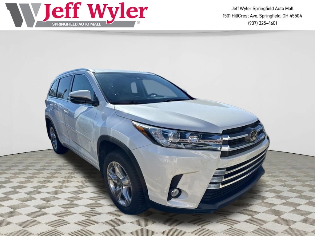 Used 2017 Toyota Highlander Limited V6 AWD SUV