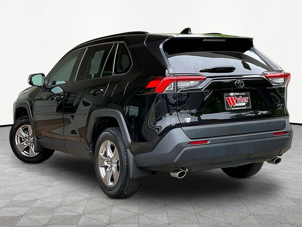 Used 2023 Toyota RAV4 XLE AWD SUV