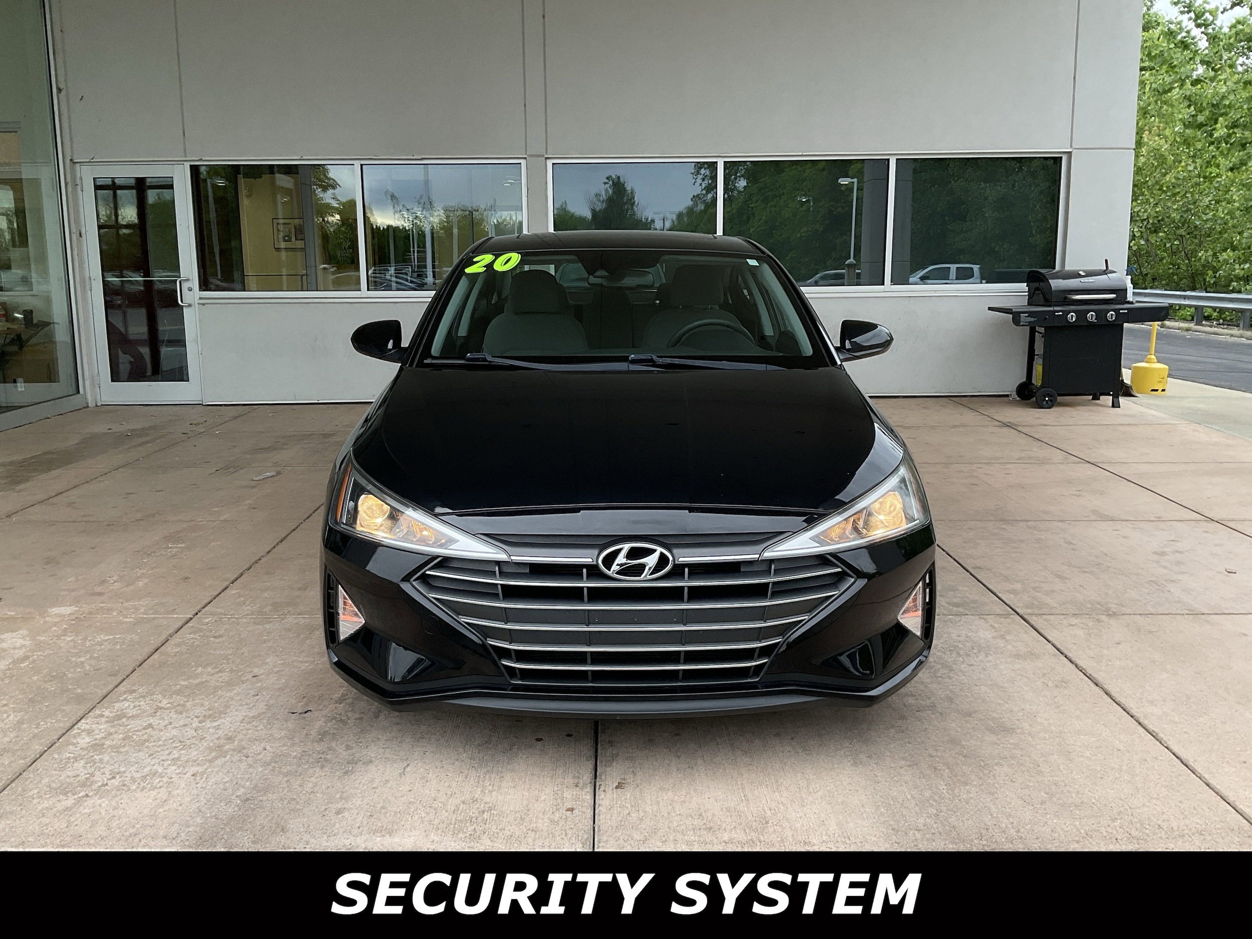 Used 2020 Hyundai Elantra Value Edition with VIN KMHD84LF5LU001235 for sale in Springfield, OH