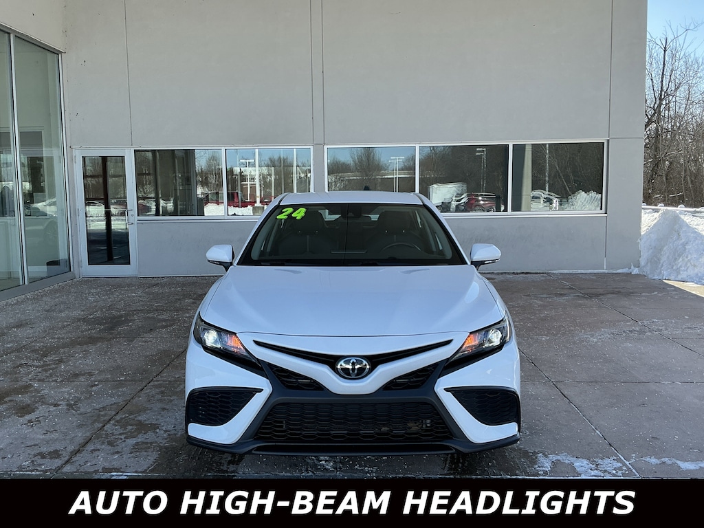 Used 2024 Toyota Camry SE Auto Sedan