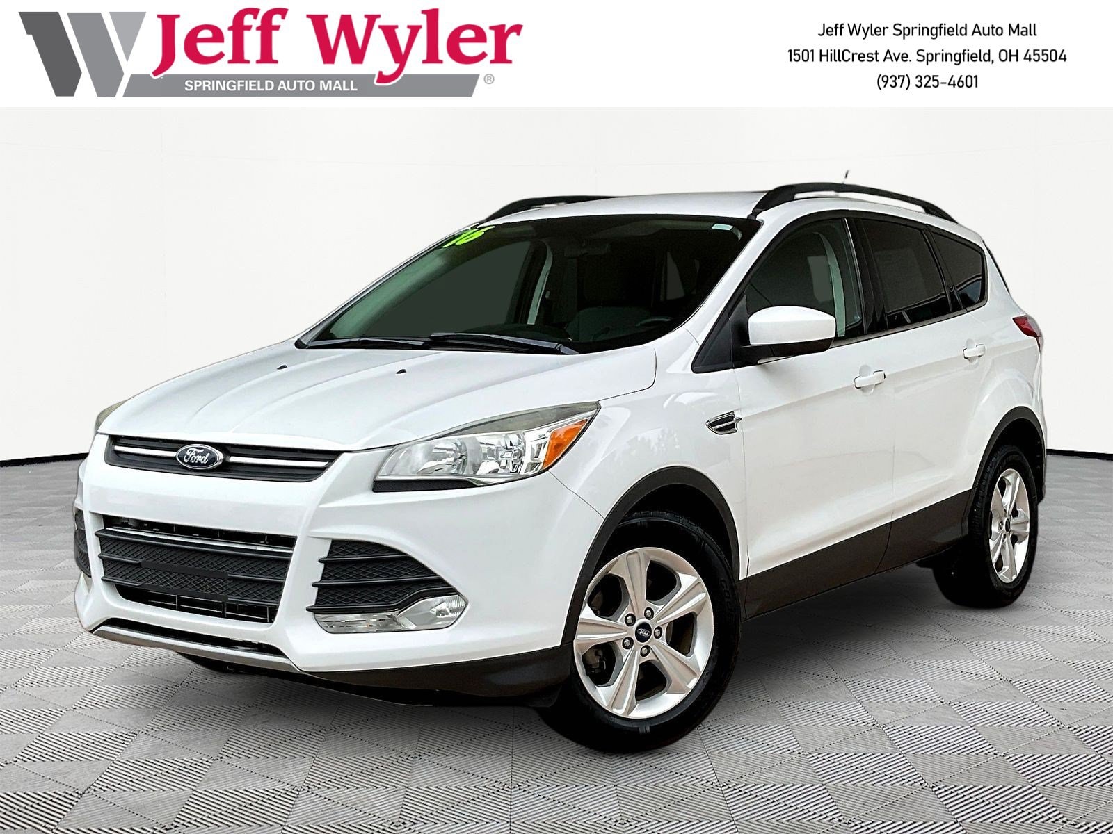 2016 Ford Escape SE's photo