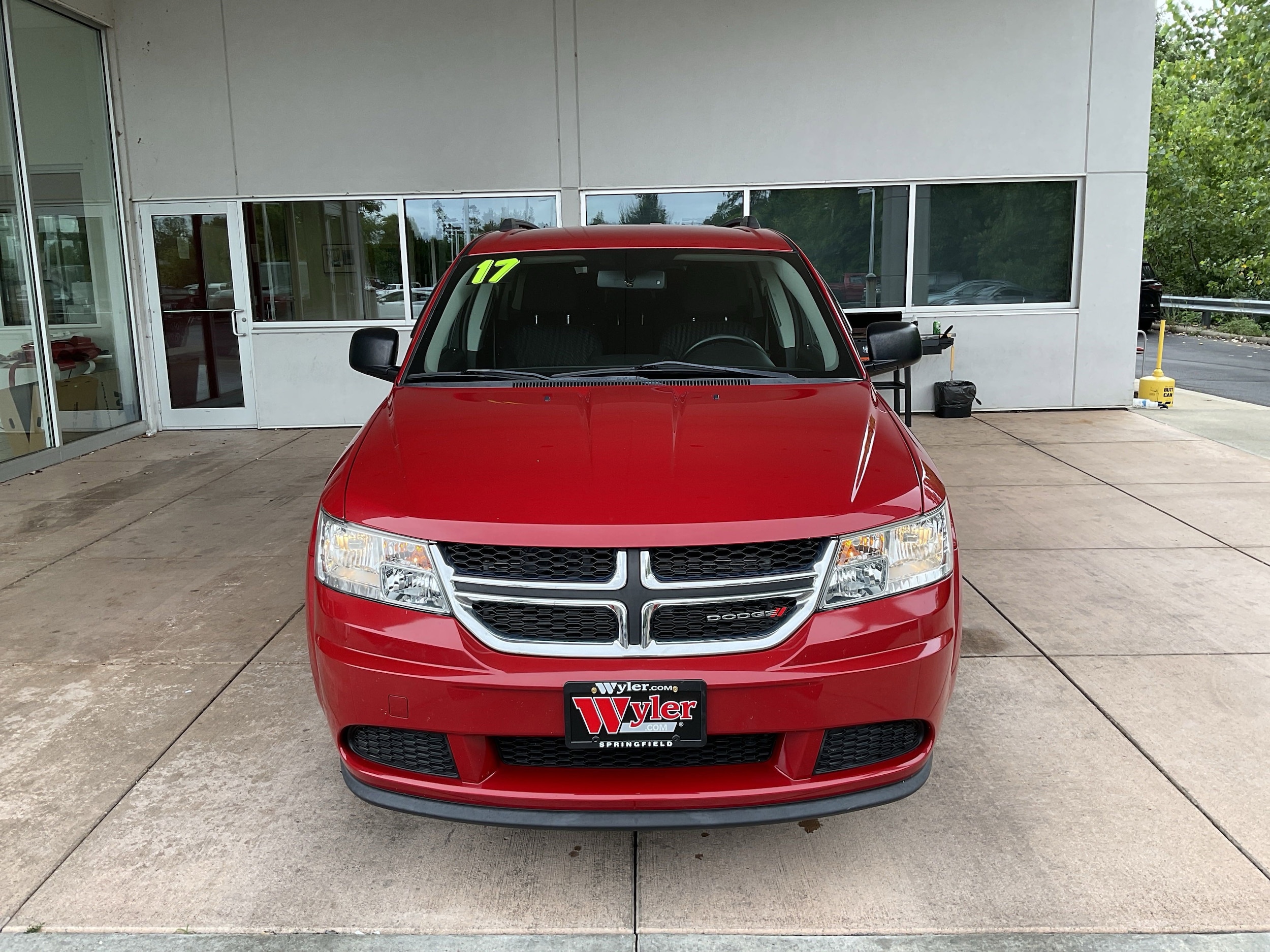 Used 2017 Dodge Journey SE with VIN 3C4PDCAB5HT599920 for sale in Springfield, OH