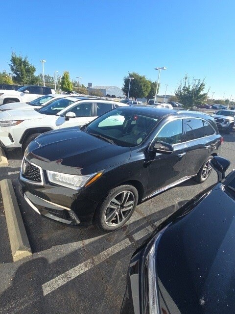 2017 Acura MDX SH-AWD Advance photo 2