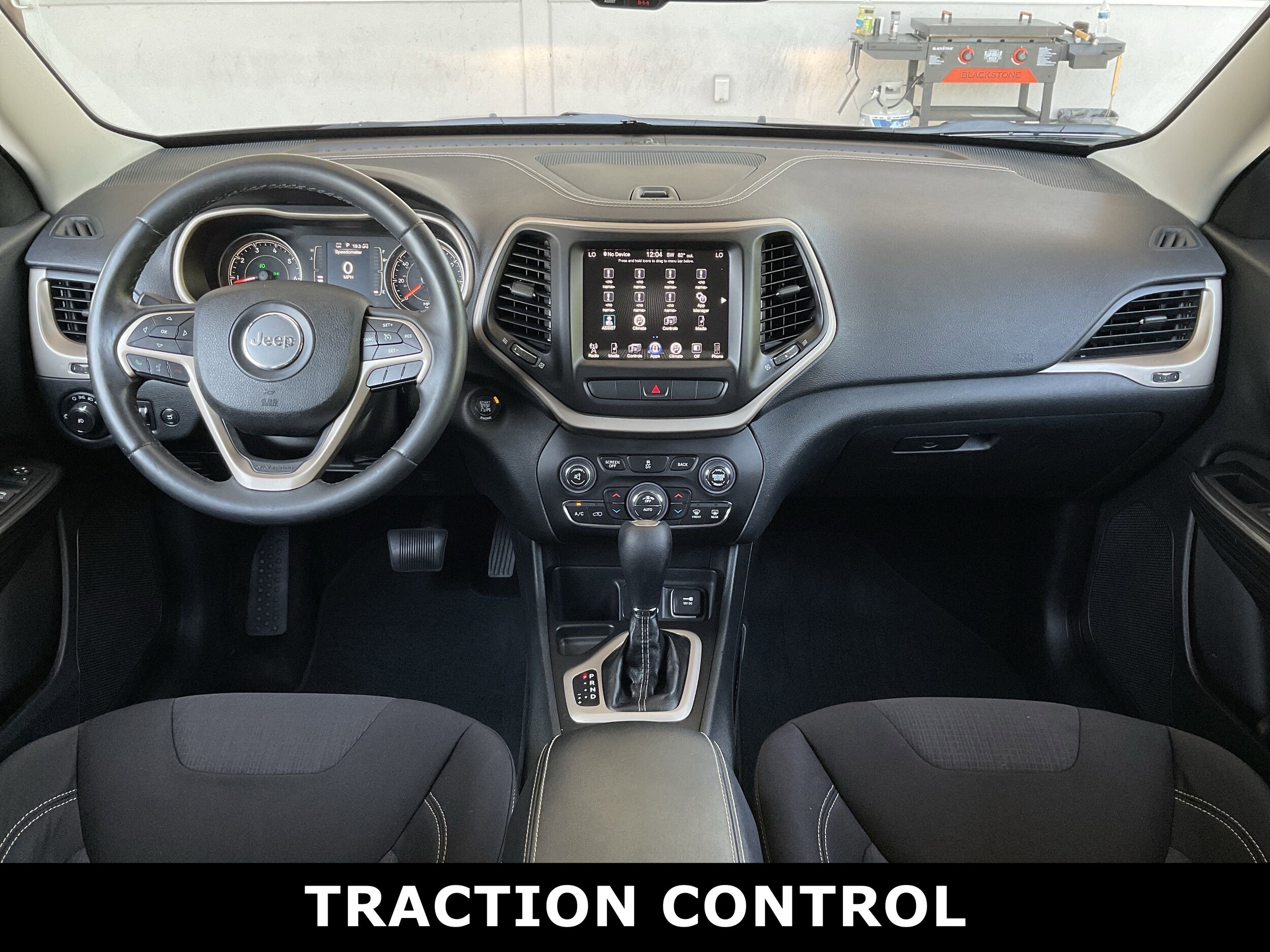 2015 Jeep Cherokee Latitude photo 3