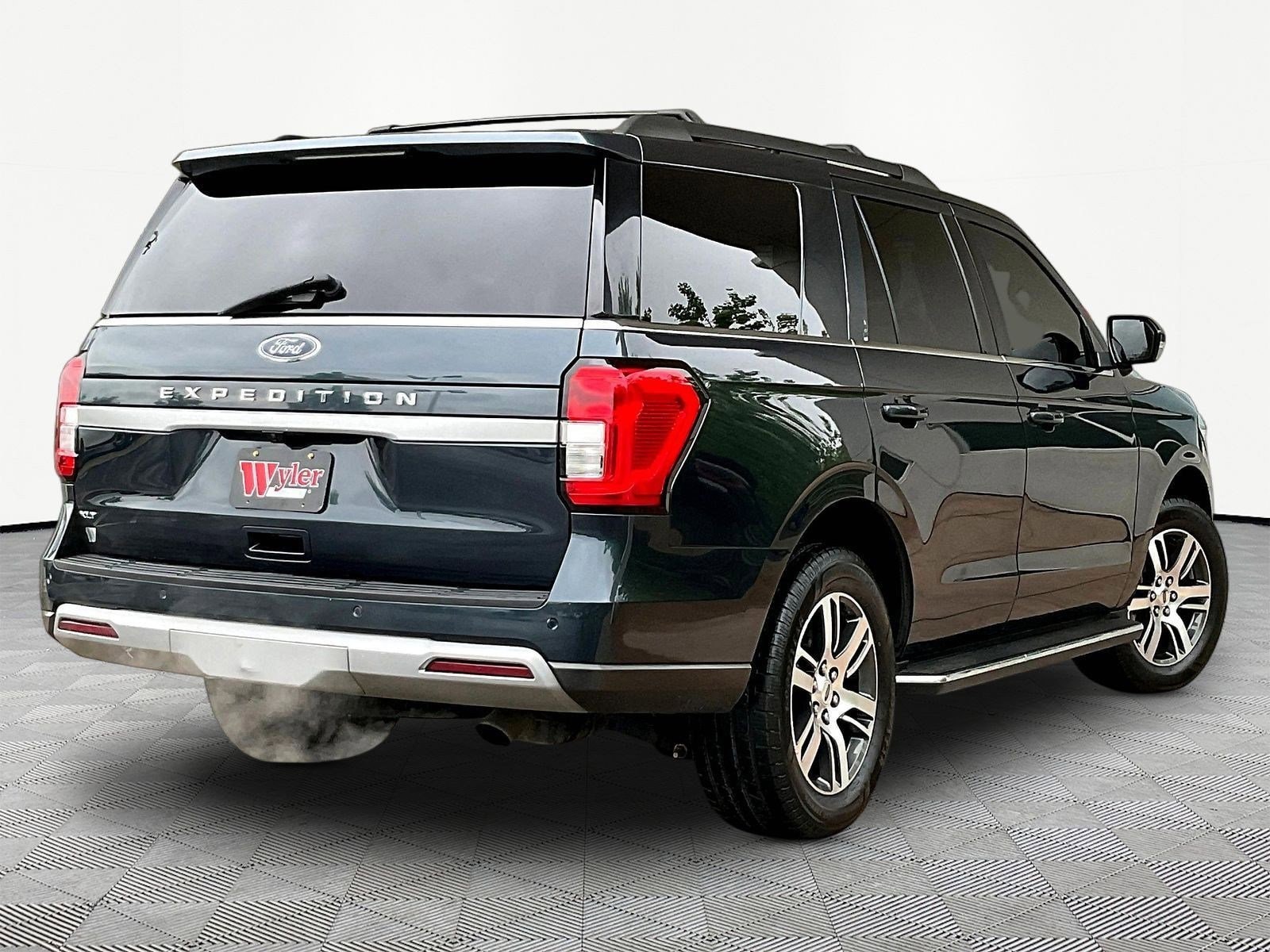 2022 Ford Expedition XLT - Photo 6