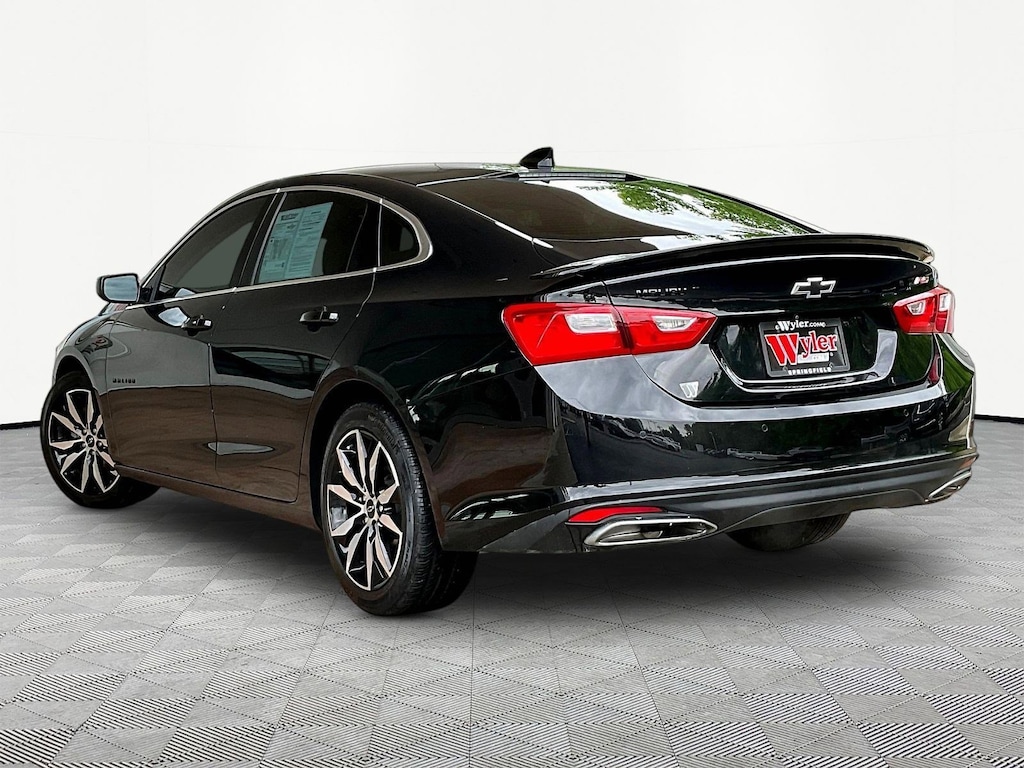 Used 2024 Chevrolet Malibu 4dr Sdn RS Sedan