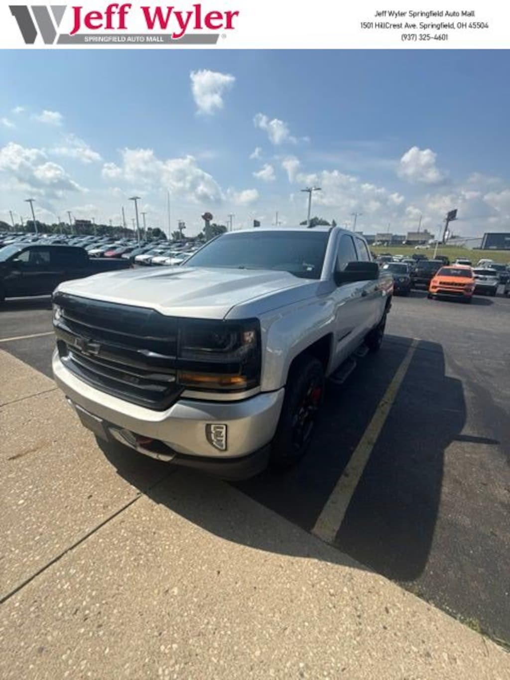 Used 2018 Chevrolet Silverado 1500 4WD Double Cab 143.5 LT w/2LT Truck Double Cab
