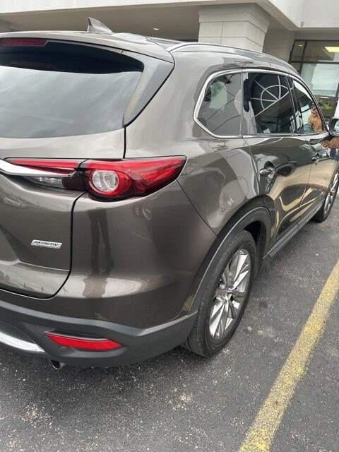 2019 Mazda CX-9 Grand Touring photo 2