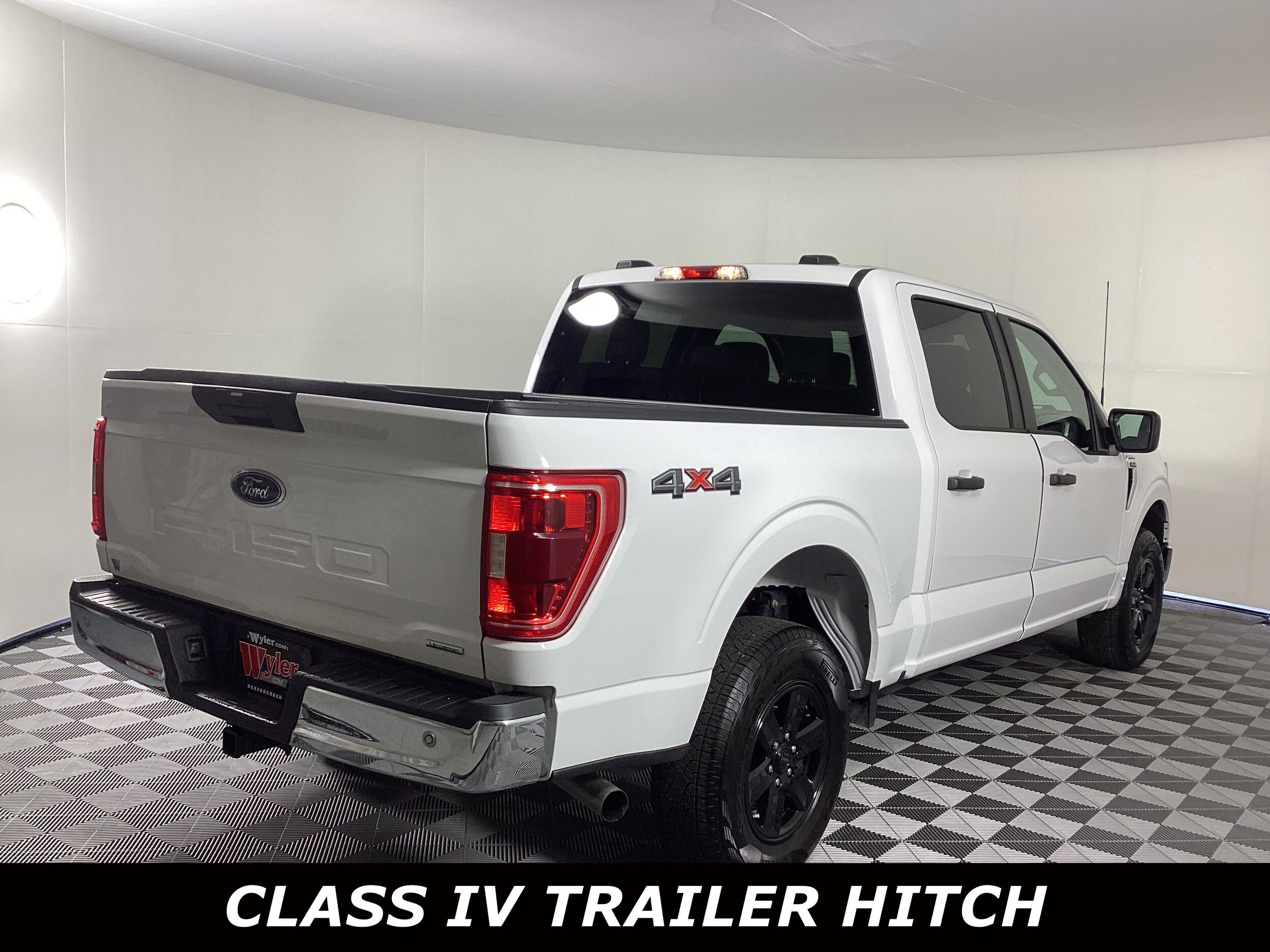 2023 Ford F-150 XLT photo 2